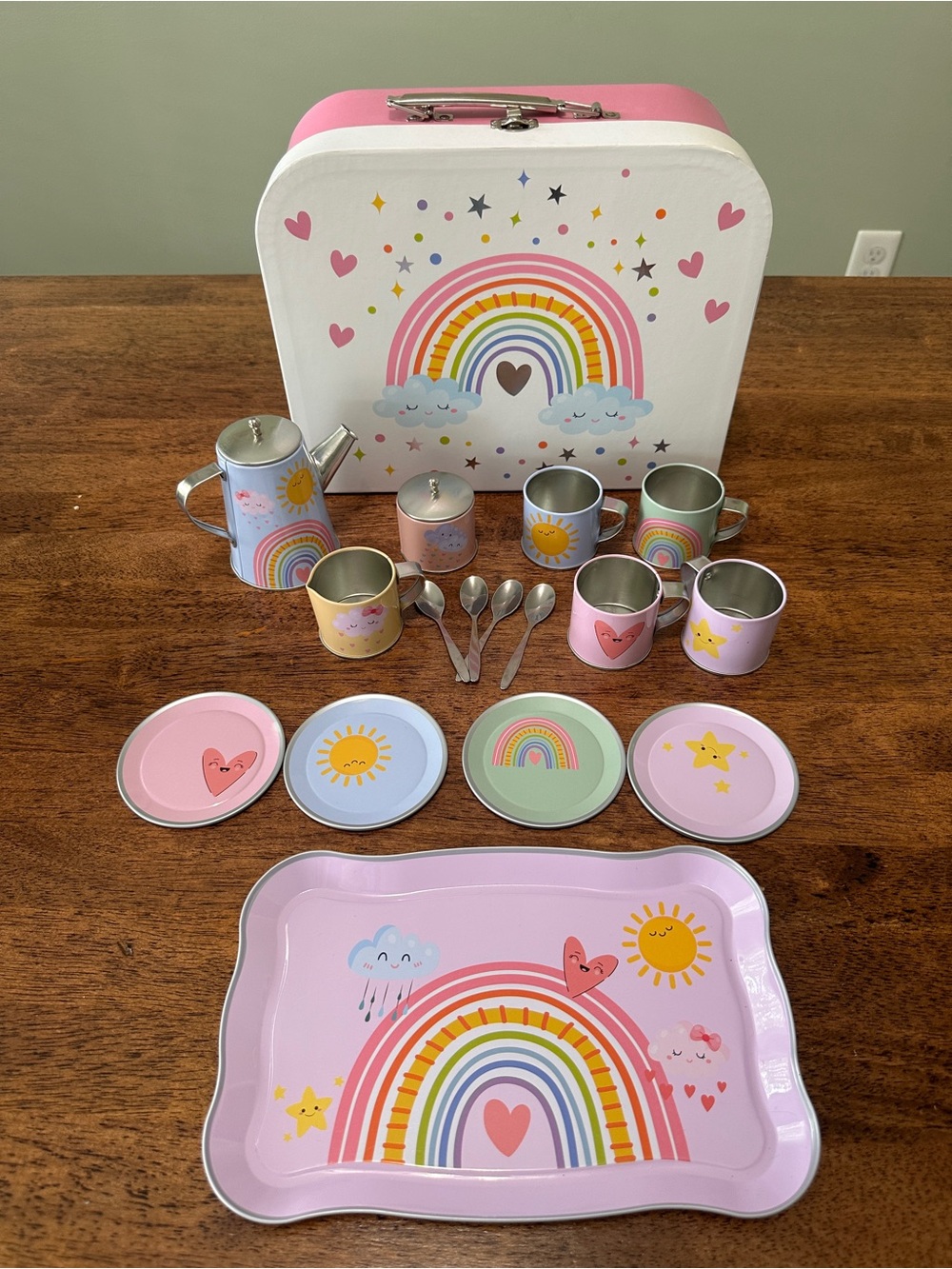 Member’s Mark 18-Piece Tin Tea Set in Carrying Case (Pink & Rainbows)